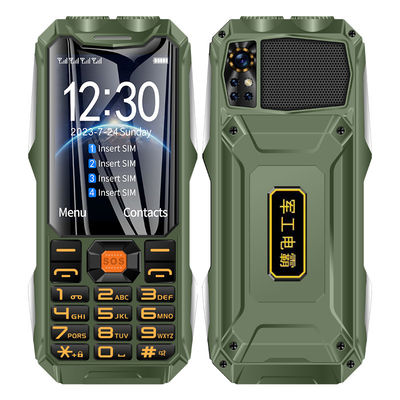 4 cartes SIM 2G téléphone portable lampe de poche radio FM Q9 3,5 pouces long durable