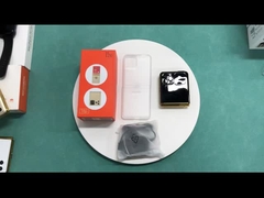 L'écran est équipé d'une lampe de poche à LED.